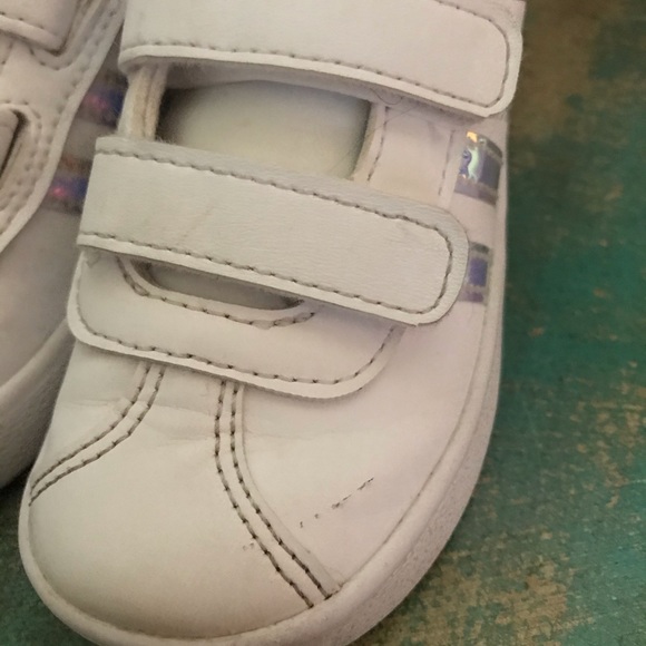 Adidas - Picture 2 of 4